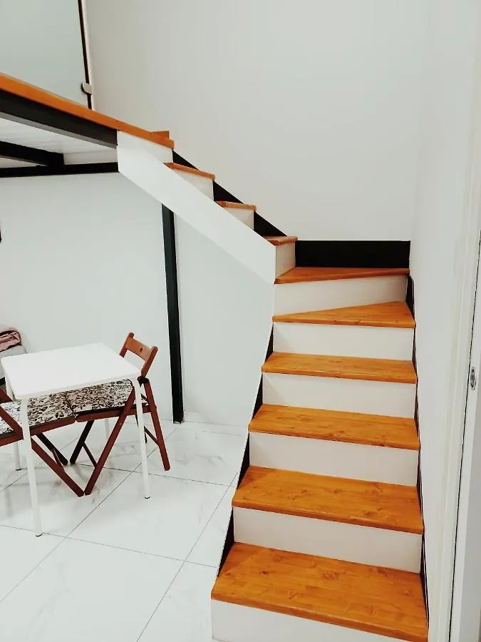 Chiarabella House Apartment Naples Italy